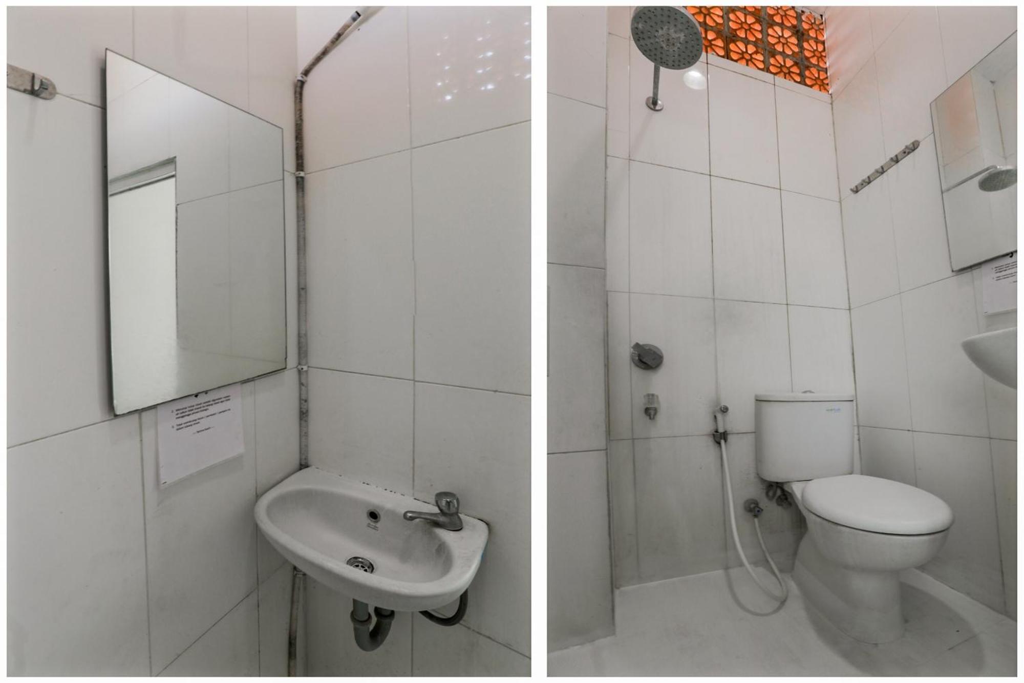 Super Oyo 3838 Tamansari Guest House Surakarta  Exterior photo